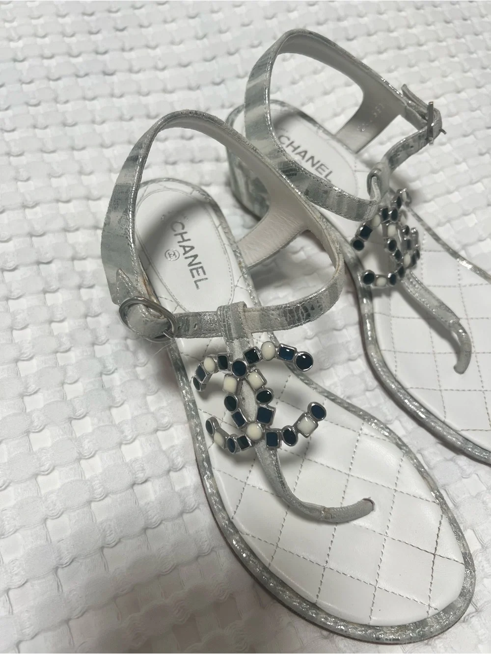 CHANEL White Silver Jeweled CC Logo Heeled Thong Sandals